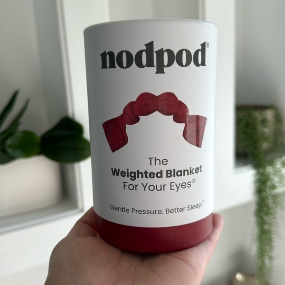 💥 Nodpod The Weighted Blanket For Your Eyes garnet - Picture 1 of 5